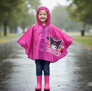 Mantellina Kuromi Sanrio Poncho Impermeabile Antipioggia con Cappuccio - H13552mc
