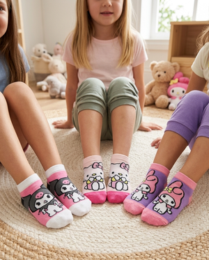Calzini Hello Kitty Sanrio in Misto Cotone 3 Paia Assortiti 23/34 - Ez06011/1
