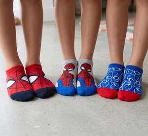 Calzini Spiderman MARVEL in Misto Cotone 3 Paia Assortiti 23/34 - Ez06042/1