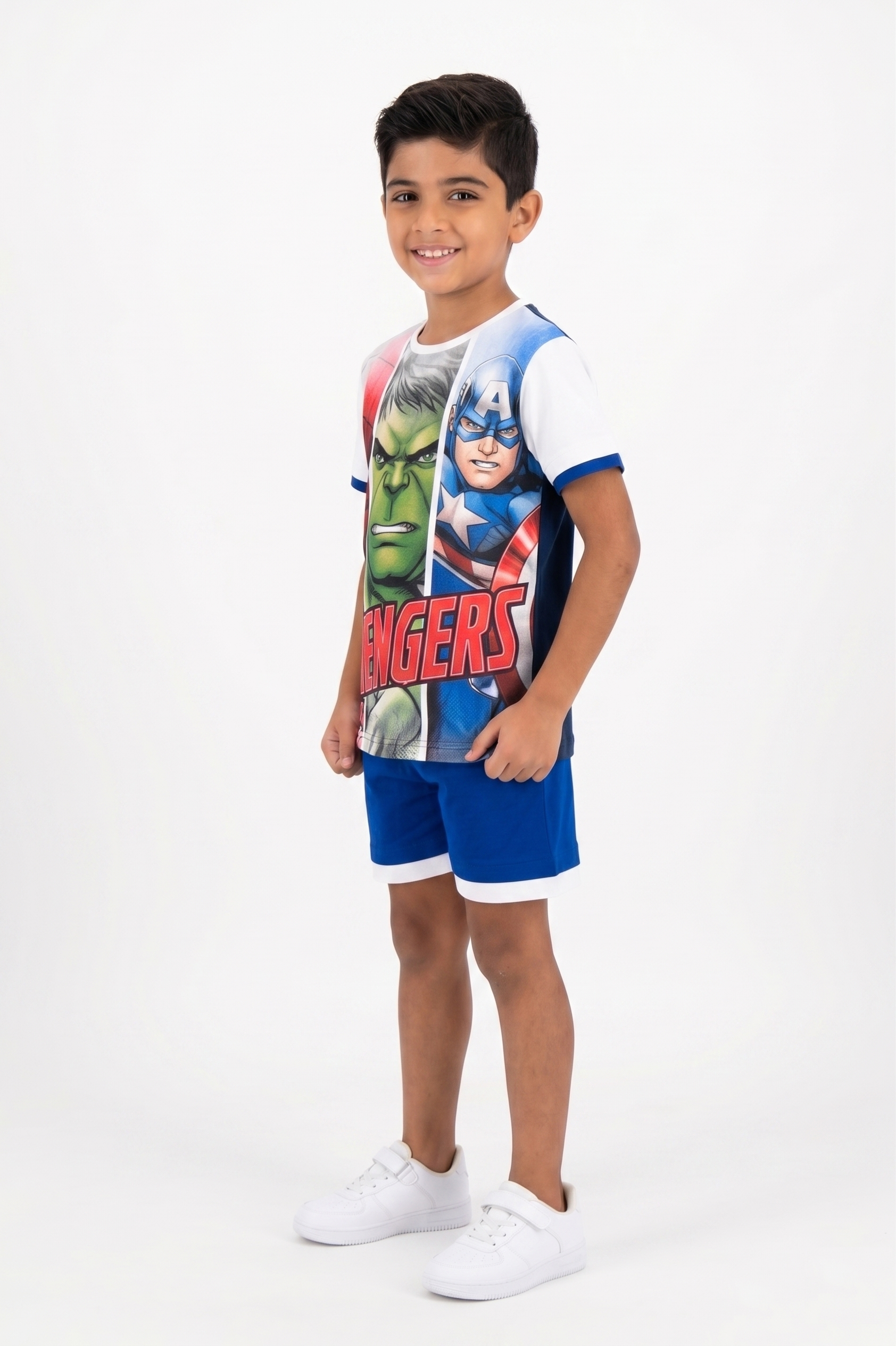 Completo Avengers MARVEL 2 Pezzi T-Shirt e Bermuda in Cotone Bambino - Ez10224bianco