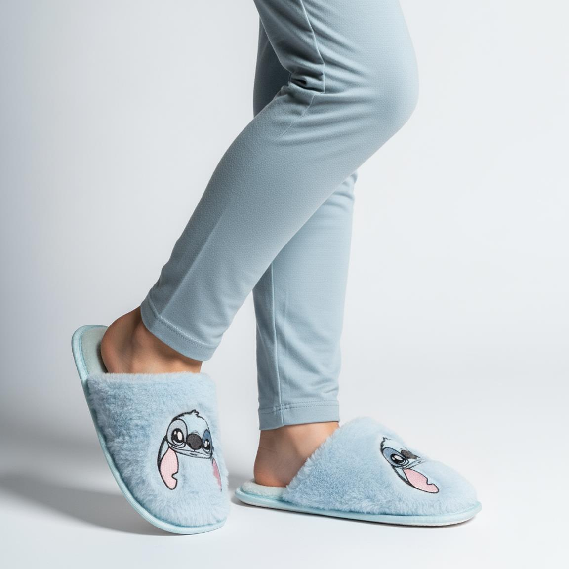 Pantofole Invernali Stitch DISNEY in Peluche Ciabatte a Punta Chiusa Suola Antiscivolo - 7147