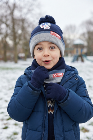 Cappello con Scaldacollo e Guanti Sonic Accessorio Invernale per Bambini 100% Acrilico - Zh40164bluscuro