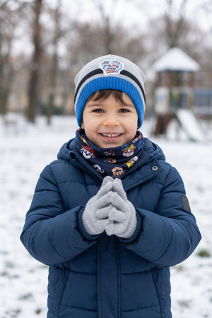 Cappello con Scaldacollo e Guanti Paw Patrol Accessorio Invernale per Bambini 100% Acrilico - Zh40165grigio