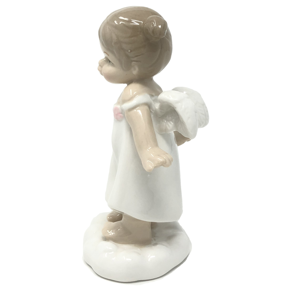 Bomboniera Figura Angioletto Bimba su Nuvola Ilary Queen Statuina in Porcellana Cm. H.13 - Iq3004