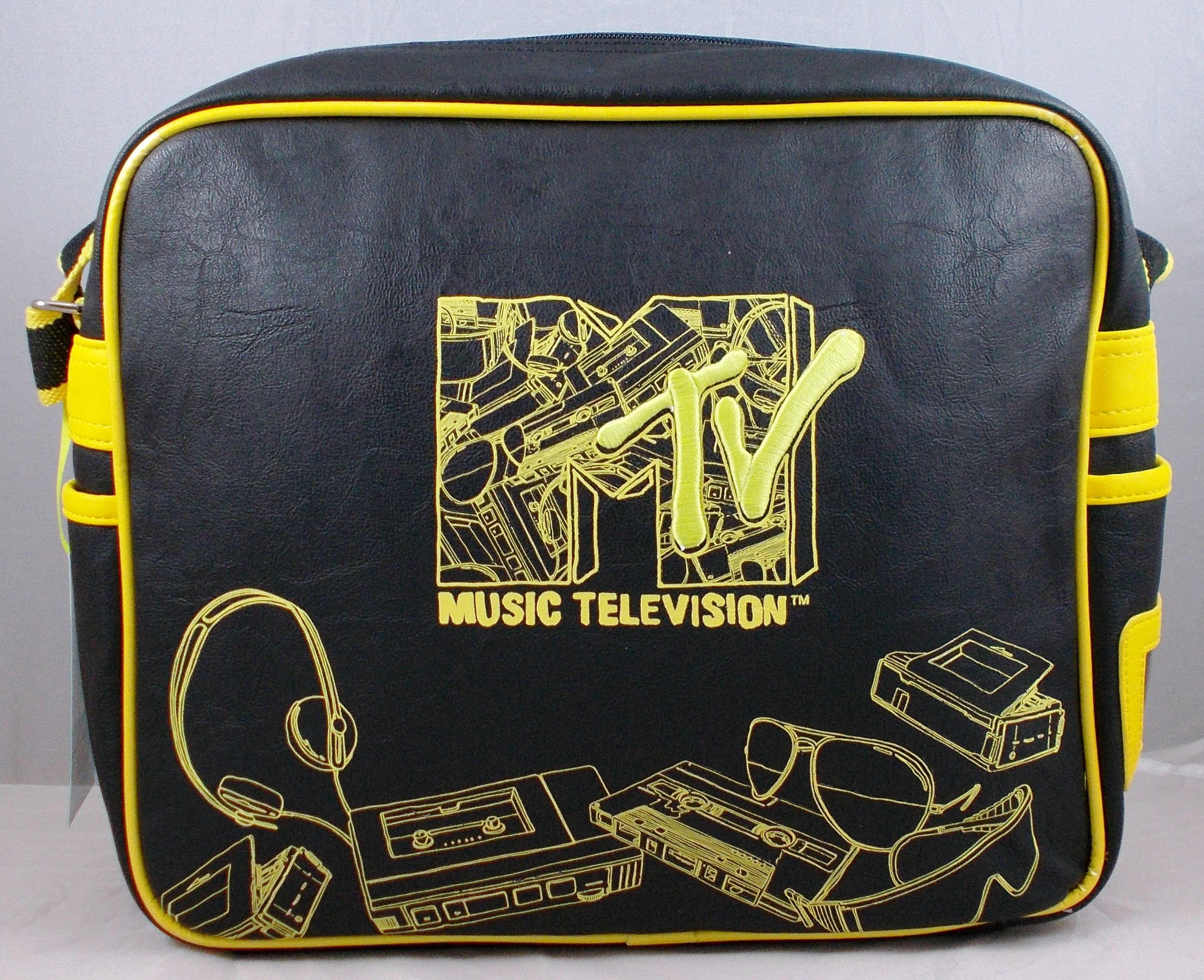 Tracolla Trasversale Scuola e Tempo Libero Mtv Cm. 35x30x12- 151455