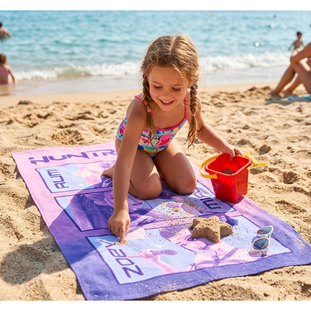 Telo Mare K-Pop Demon Hunters Huntrix Asciugamano per Bambini in Microfibra CM 140x70 - Kdh2382