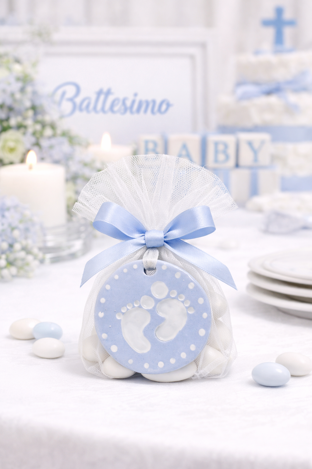 Bomboniera Ciondolo Impronte Piedini Calamita in Porcellana Celeste Oggetti Cerimonie Ilary Queen Personalizzanili