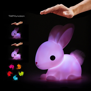 Lampada 3d Coniglietto Coda Pon Pom Comodino Luce LED Colorate a Batterie - D376-01