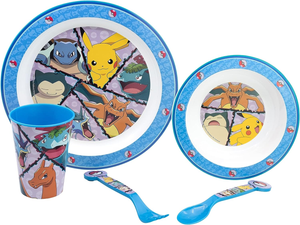 Set Pappa 5 Pezzi Pikachu Pokemom Piatti Bicchiere Posate Confezione Regalo - St08010