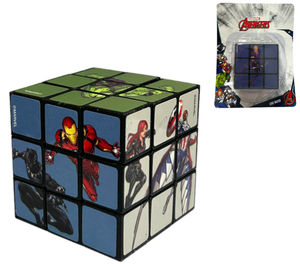 Calza Della Befana con Accessori Avengers MARVEL Calzettone con 4 Giochi per Bambini - Av1012