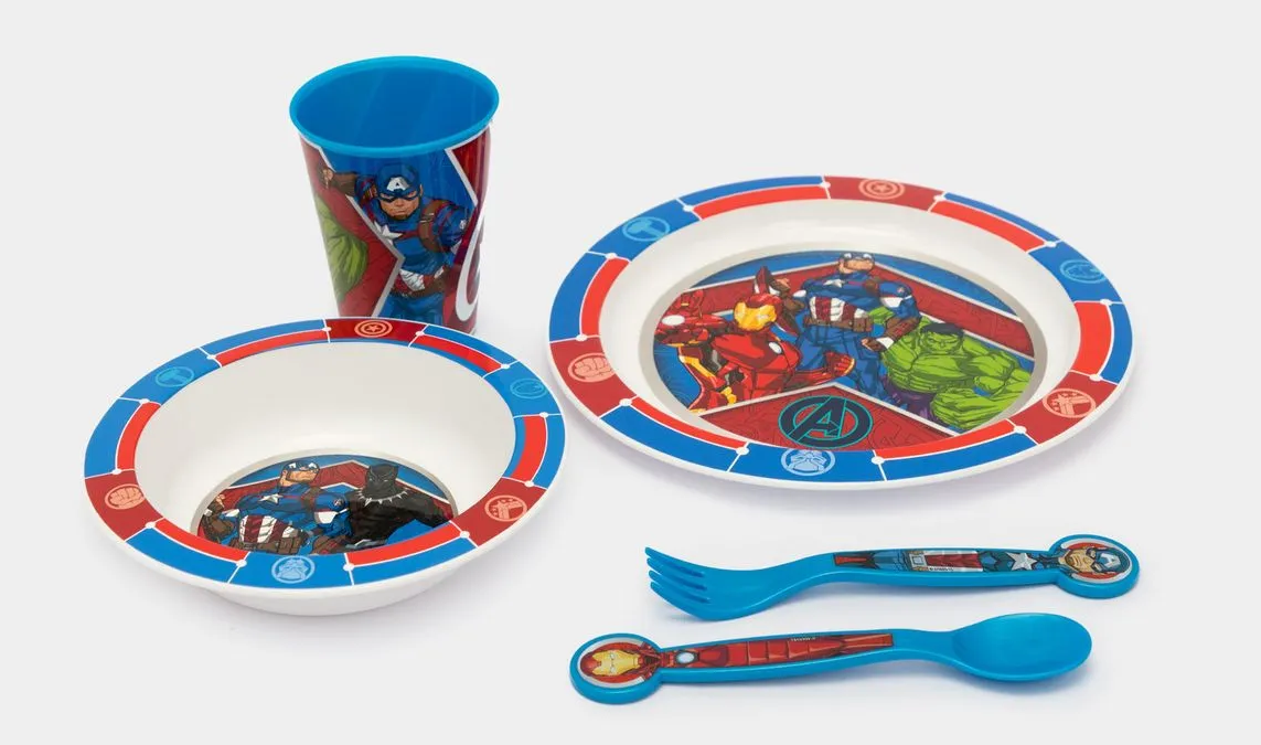 Set Pappa 5 Pezzi Avengers MARVEL Piatti Bicchiere Posate in Plastica Rigida Riutilizzabile in Confezione - 74150